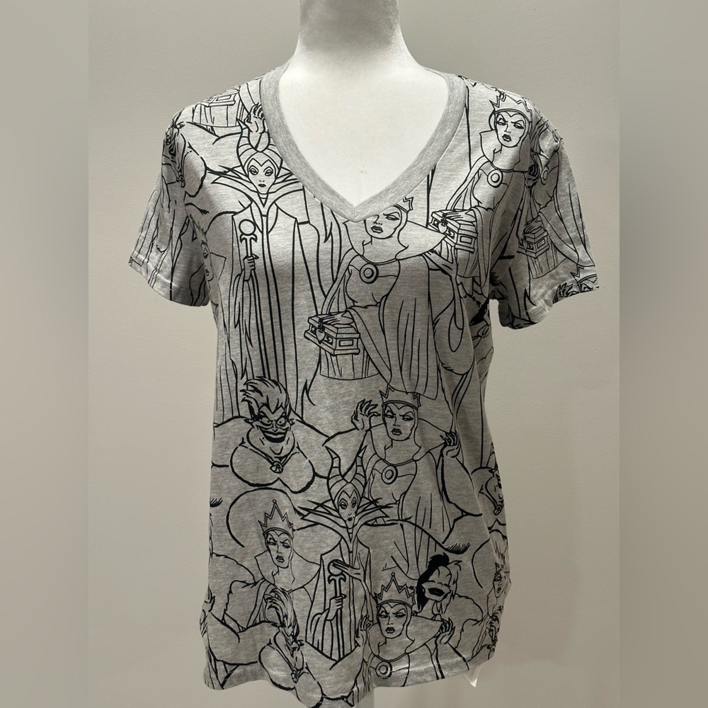 Disney Parks Women's Villains All Over Print Gray V-neck Size Medium.